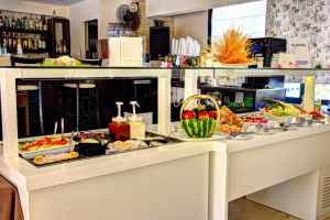 Zante Plaza Hotel and Apartments