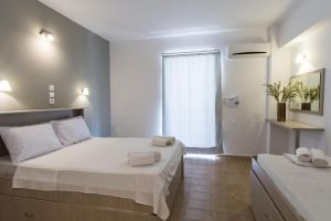 Zante Plaza Hotel and Apartments