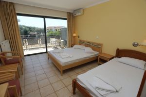 Dassia Holiday Club