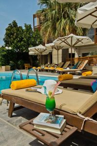 Minos Hotel