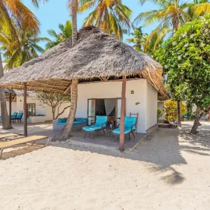 Hotel Karafuu Beach Resort and Spa