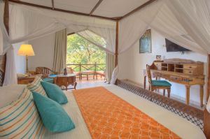 Hotel Bluebay Beach Resort and Spa