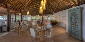 Hotel Bluebay Beach Resort and Spa