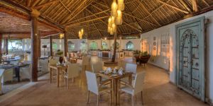 Hotel Bluebay Beach Resort and Spa