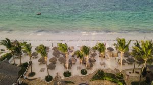 Hotel AHG Waridi Beach Resort and SPA