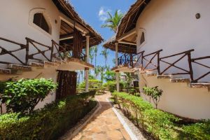 Hotel AHG Waridi Beach Resort and SPA