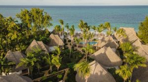 Hotel AHG Waridi Beach Resort and SPA