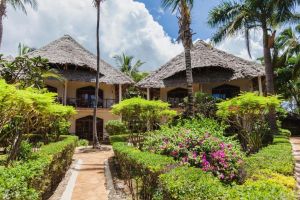 Hotel AHG Waridi Beach Resort and SPA