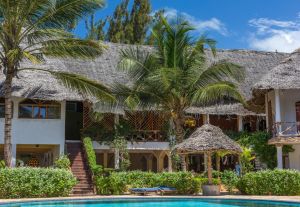 Hotel AHG Waridi Beach Resort and SPA