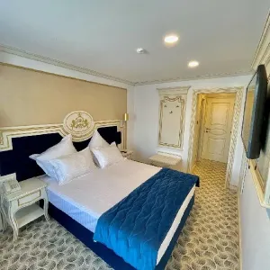 Hotel Grand Caraiman