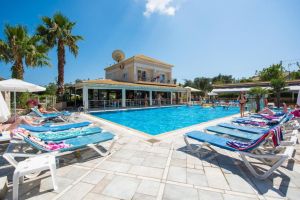 Hotel Kavos Plaza