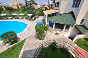 Hotel Acharavi Garden