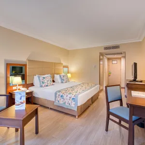 Seven Seas Hotel Life