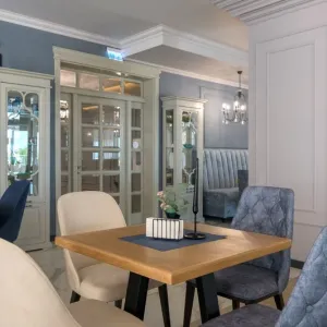 Hotel Aquamarine