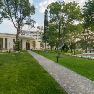 Aquahouse Hotel and Spa