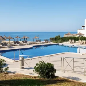 Alua Suites Las Rocas