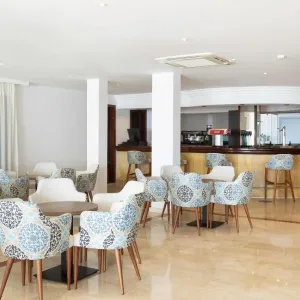 Alua Suites Las Rocas