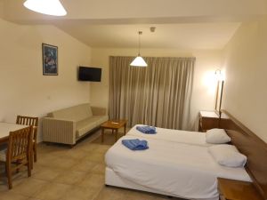 Nissiana Hotels and Bungalows