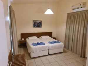 Nissiana Hotels and Bungalows