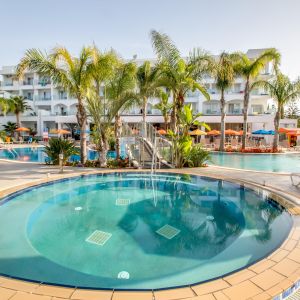 Anesis Hotel