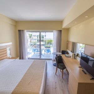 Anesis Hotel