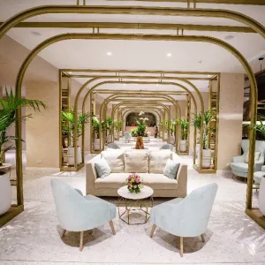 Hotel Bacolux Koralio