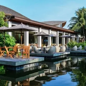 Hotel Renaissance Phuket Resort and Spa