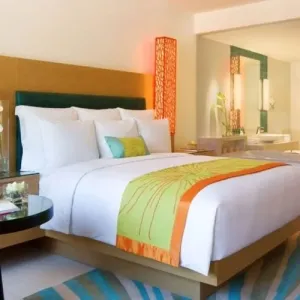 Hotel Renaissance Phuket Resort and Spa
