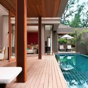 Hotel Renaissance Phuket Resort and Spa