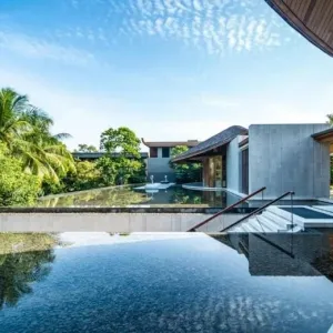 Hotel Renaissance Phuket Resort and Spa