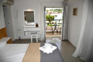 Cavos Beach House