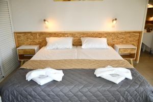 Cavos Beach House