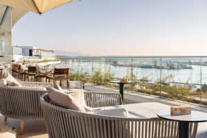 Jupiter Marina Hotel