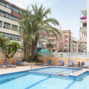 Hotel Lefkoniko Bay