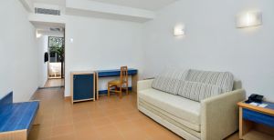 Hotel AluaSun Cala Antena