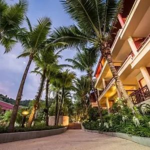 Cha Da Thai Village Resort