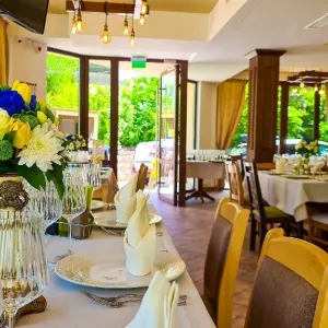 Hotel Izvoare