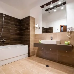 Hotel Izvoare