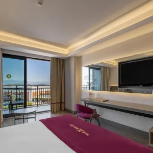 The X Belek
