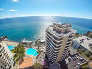 Duas Torres Hotel