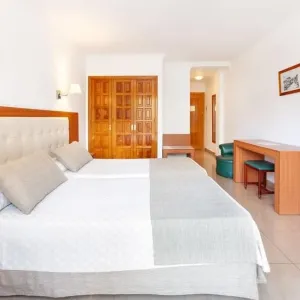 Hotel Don Manolito