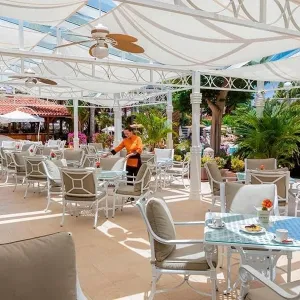 Hotel RIU Garoe