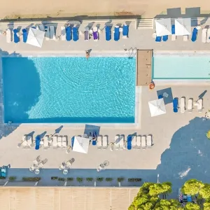 Hotel Kalogria Beach
