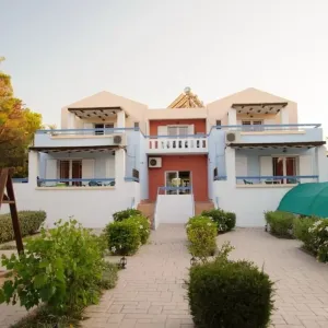Aithrio Hotel