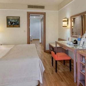 Dobedan Beach Resort Comfort Side