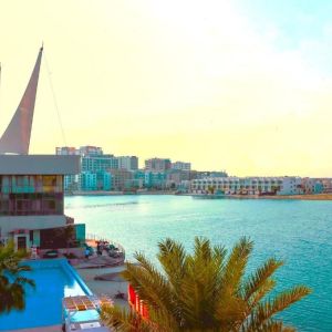 Dragon Hotel and Resort, Amwaj Island