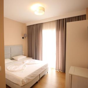 Edart Hotel