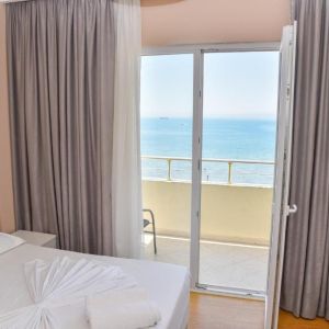 Edart Hotel