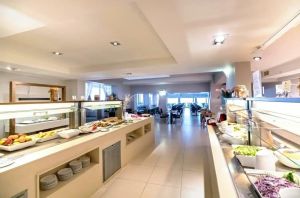GOLDEN BEACH HOTEL
