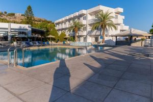 Pefkos Breeze